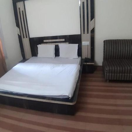Oyo 81211 Hotel Janta קטרה מראה חיצוני תמונה